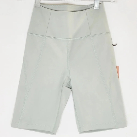 NWT Girlfriend Collective Green High-Rise Bike Shorts XS - Picture 1 of 4